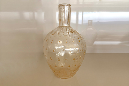 1 VASO IN VETRO DI MURANO “ARCHIMEDE SEGUSO” COLORE AMBRA CON BOLLE D'ARIA INCASTONATE, LAVORAZIONE ARTIGIANALE DIM. 20 CM