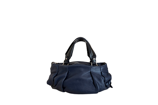 1 BORSA BORBONESE IN PELLE COLORE BLU, DOPPI MANICI, PORTABILITÀ A MANO, CHIUSURA A ZIP, PICCOLI SEGNI D'USURA DIM. 42x26x7 CM