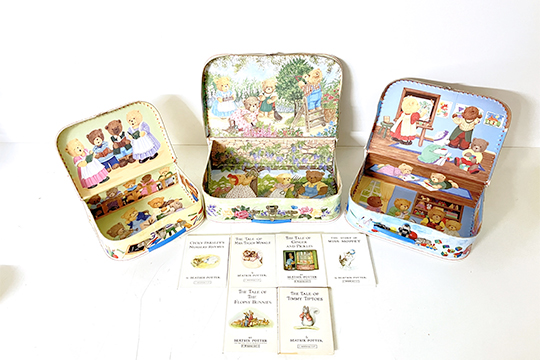 3 VALIGETTE PER BAMBINI IN CARTONE “MATRIOSCA” E 6 LIBRI IN LINGUA INGLESE DI BEATRIX POTTER