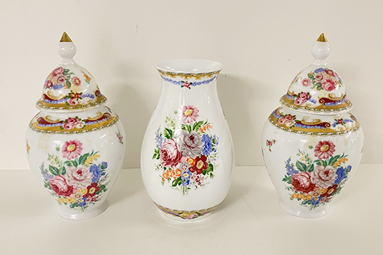 1 COPPIA DI VASI POTICHE DIM. 12x24 CM E 1 VASO DIM. 12x20 CM IN PORCELLANA DI LIMOGES