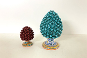 2 PIGNE IN CERAMICA DI CALTAGIRONE DIM. 22x27 CM E 16x21 CM
