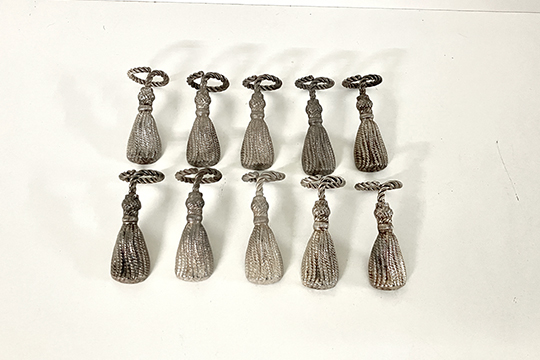 10 PORTATOVAGLIOLI IN METALLO ARGENTATO DIM. 9x2 CM