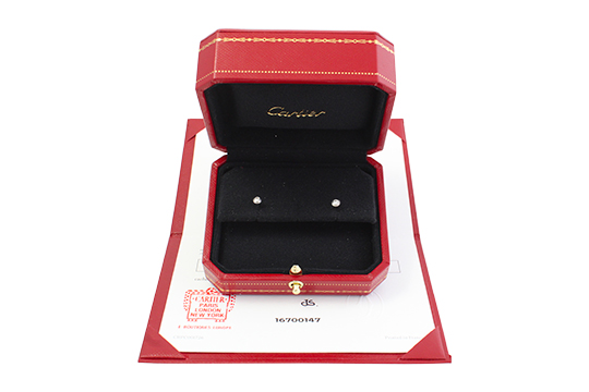 1 PAIO DI ORECCHINI IN O.B. 18 KR. FIRMATI CARTIER MOD. CARTIER D'AMOUR CHE INCASTONANO 2 BRILLANTI PER COMPL. KT. 0,08 C.a, FORNITI DI SCATOLA E GARANZIA ORIGINALI GR. TOT. 1,10
