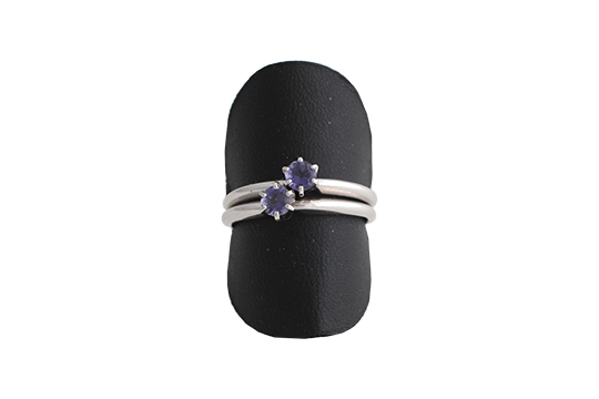 1 ANELLO IN O.B. 14 KR. CON PIETRE SEMIPREZIOSE GR. TOT. 4,80