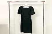 1 VESTITO IN TESSUTO COLORE NERO, LUNGHEZZA 88 CM